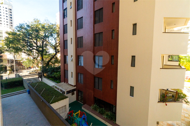 Foto REO1020185