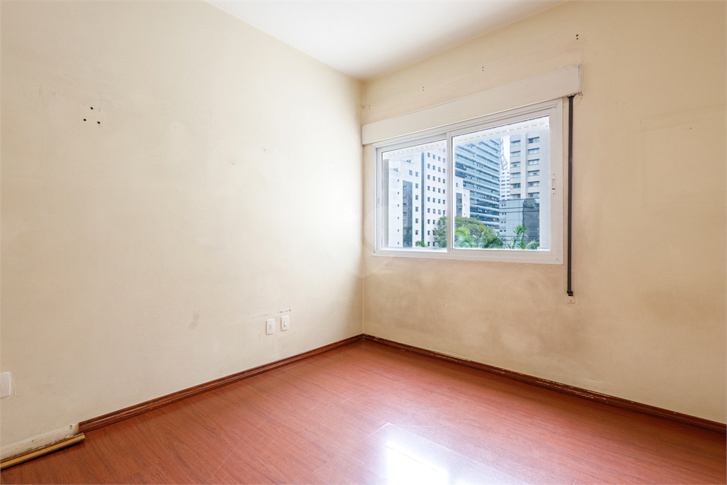 Venda Apartamento São Paulo Bela Vista REO1020210 6