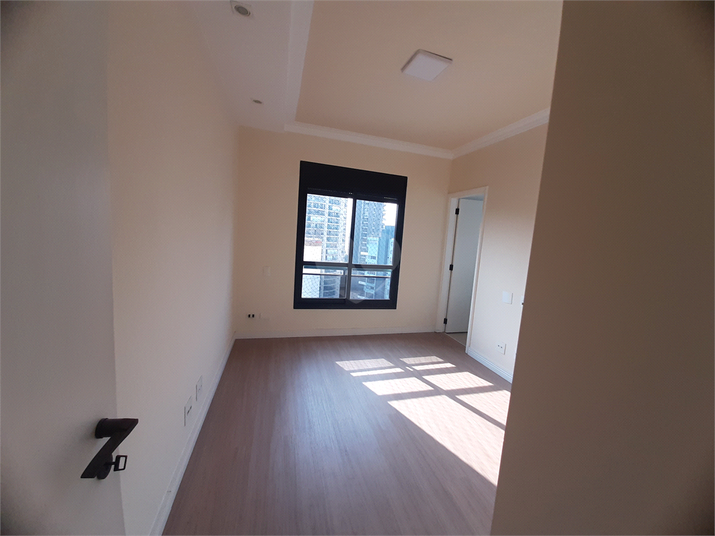 Venda Apartamento São Paulo Santana REO1020301 49