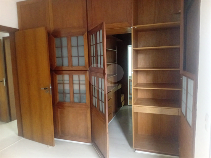 Foto REO1020646