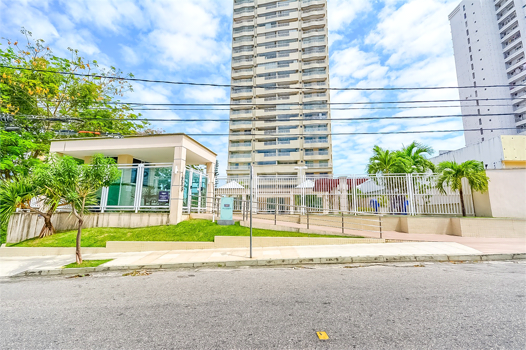 Venda Apartamento Fortaleza Fátima REO1020787 2