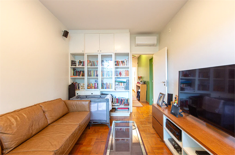 Foto REO1020792