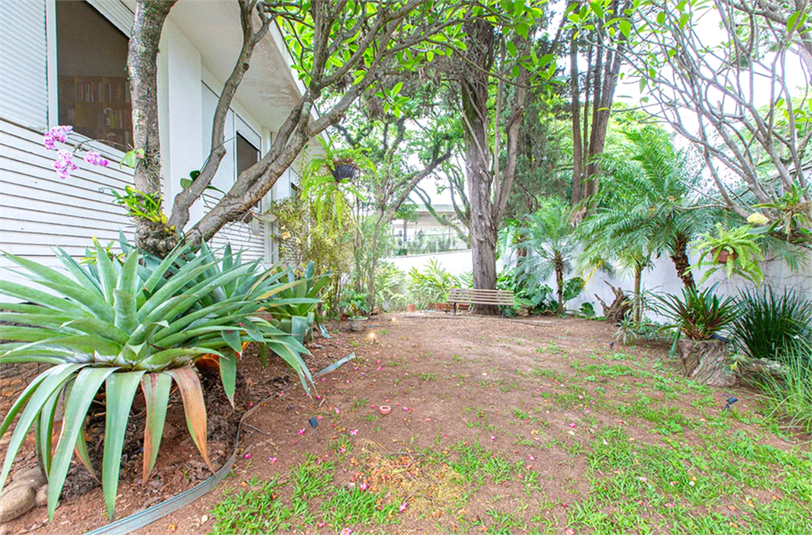 Foto REO1020792