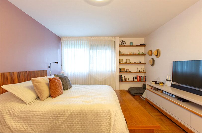 Foto REO1020792