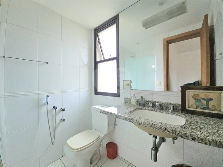 Foto REO1020953