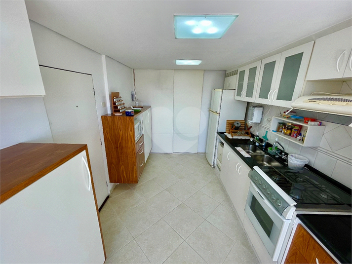 Foto REO1020971