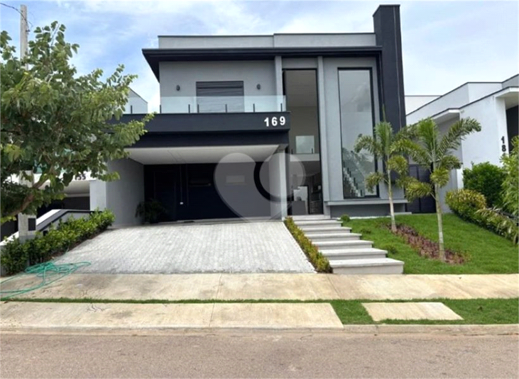 Foto REO1021420