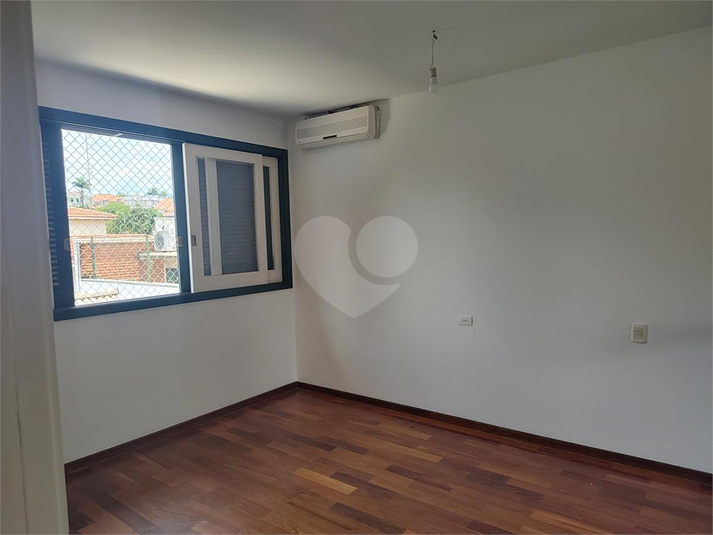 Foto REO1021488