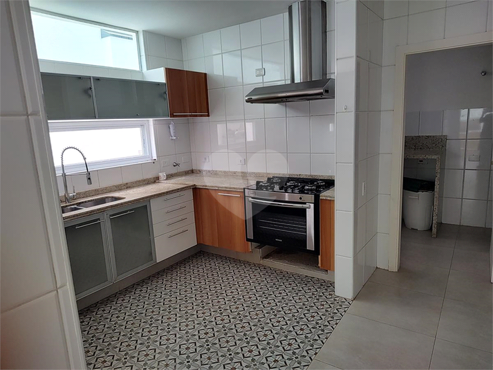 Foto REO1021488