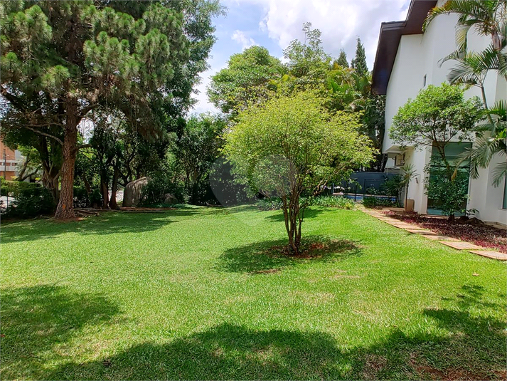 Foto REO1021488