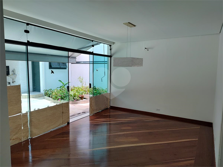Foto REO1021488