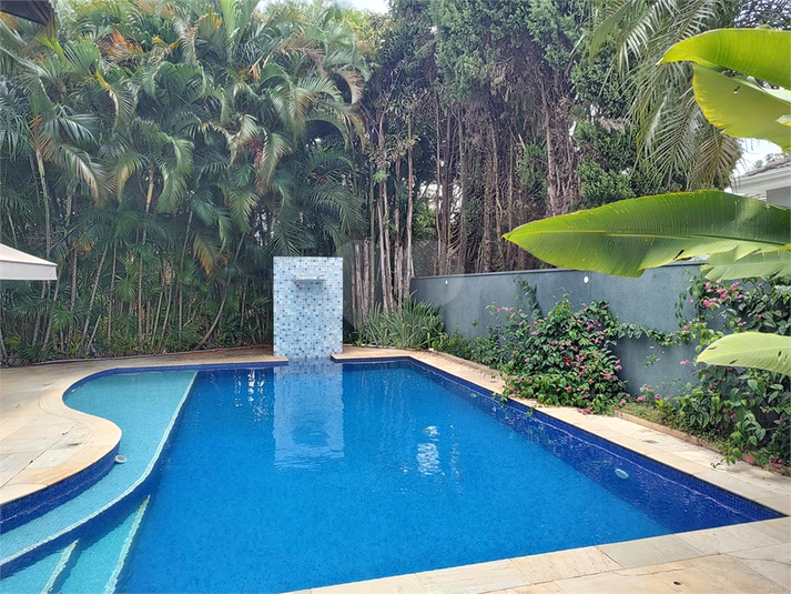 Foto REO1021488