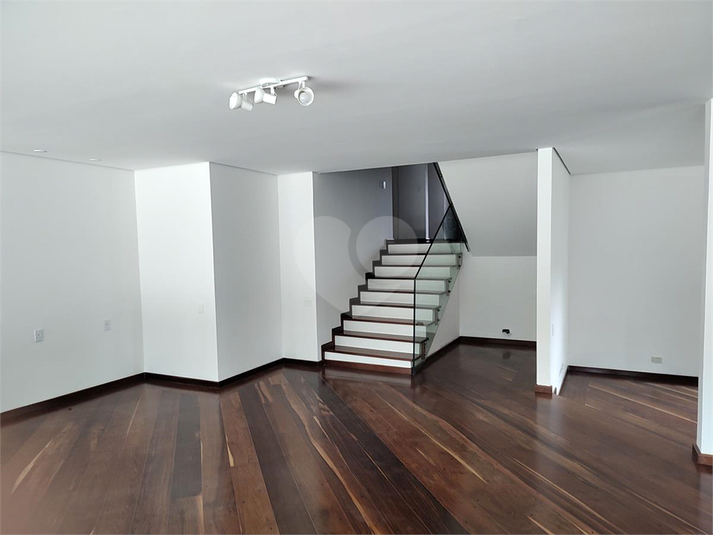 Foto REO1021488