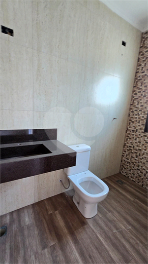 Foto REO1021595