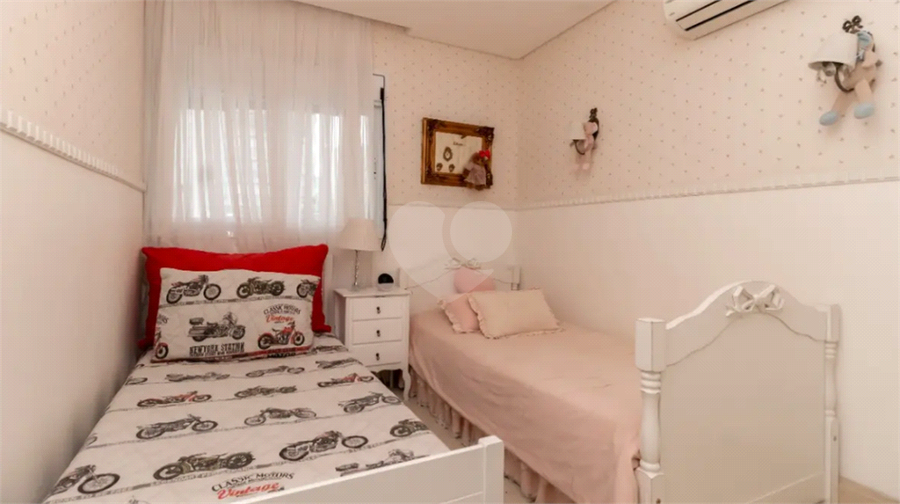 Foto REO1021666
