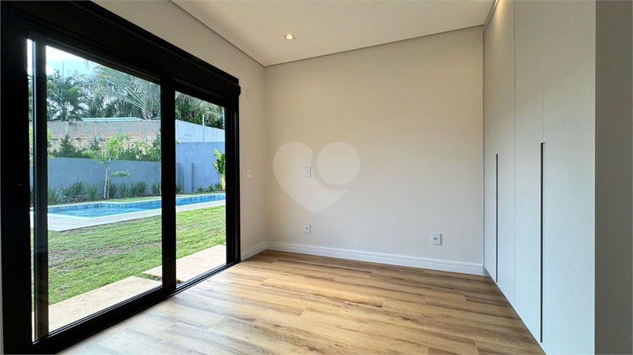 Foto REO1021669