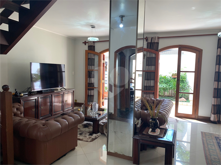 Foto REO1021682