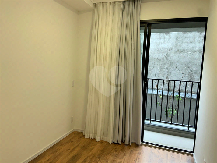 Foto REO1022178
