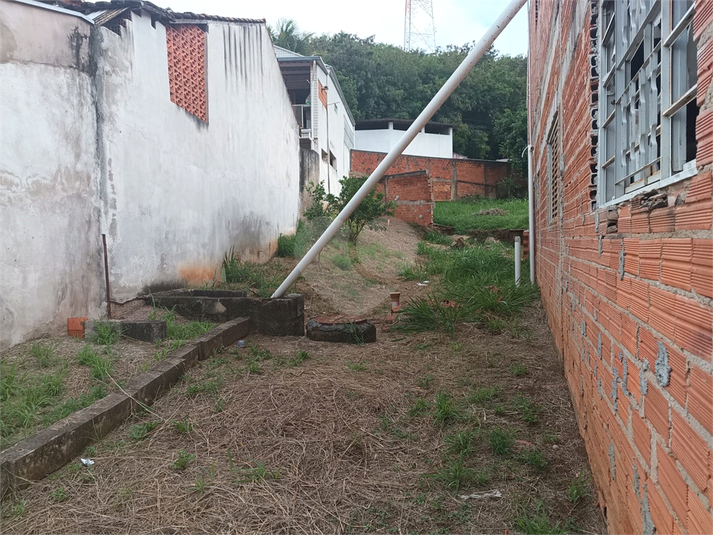 Foto REO1022220