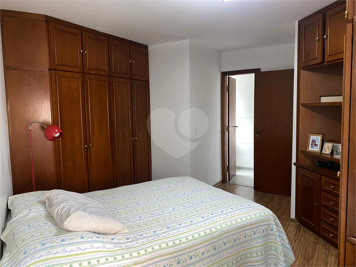 Foto REO1022224
