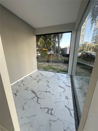 Foto REO1022447