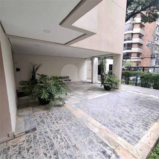 Foto REO1022550