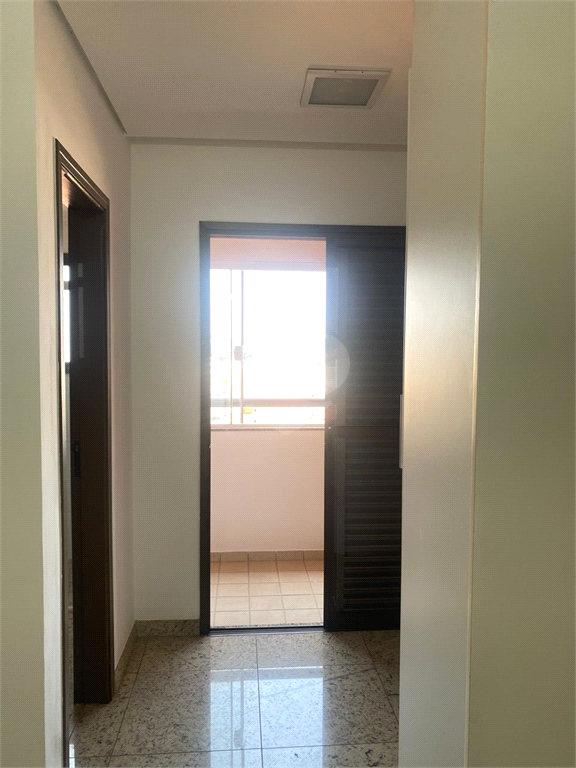 Venda Apartamento Araras Centro REO1023167 11