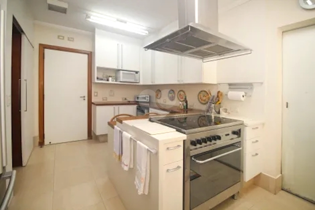 Venda Apartamento São Paulo Cerqueira César REO1023182 27