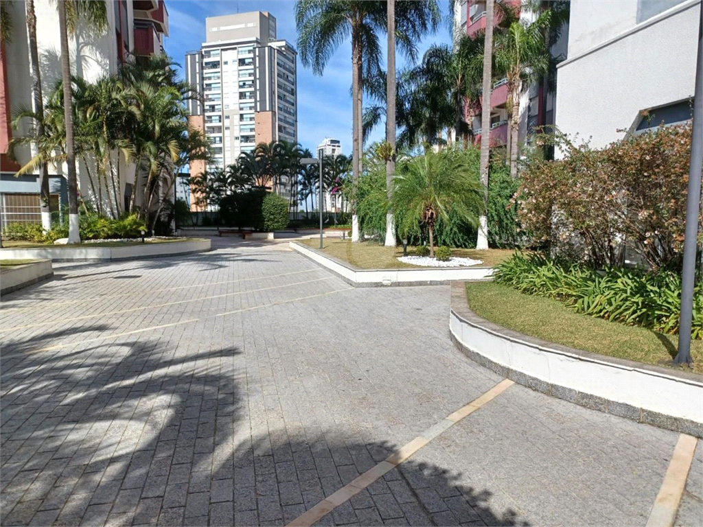 Venda Apartamento São Paulo Santana REO1023346 25