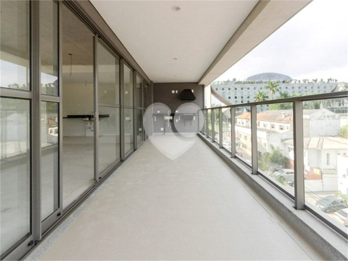 Foto REO1023419
