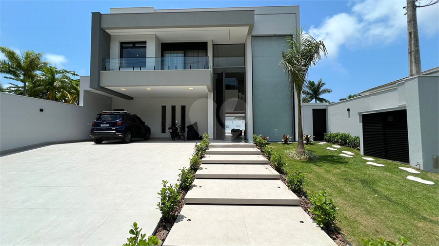 Foto REO1023850