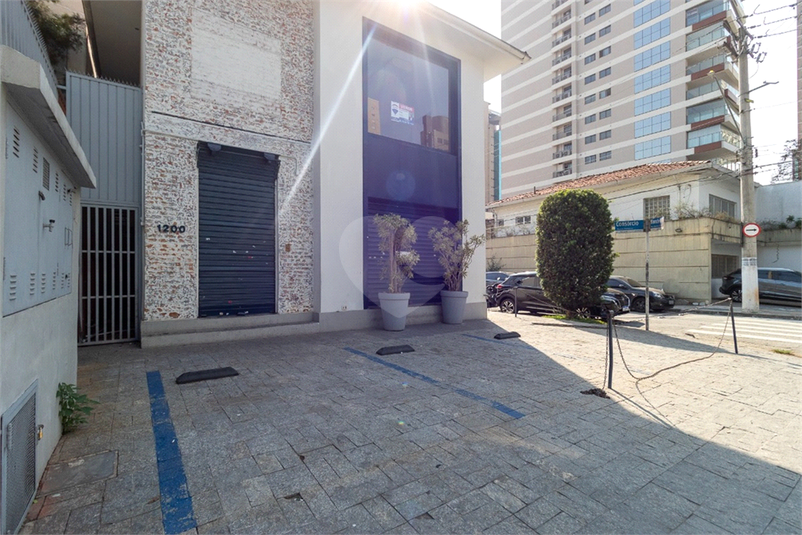 Foto REO1024003
