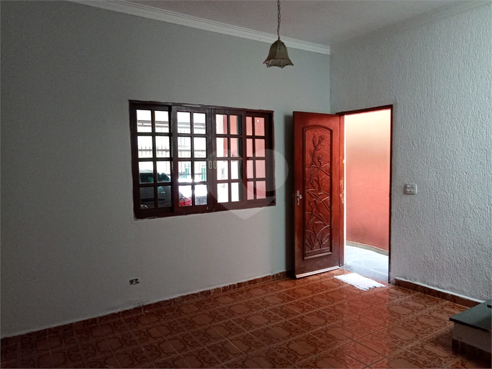 Foto REO1024036