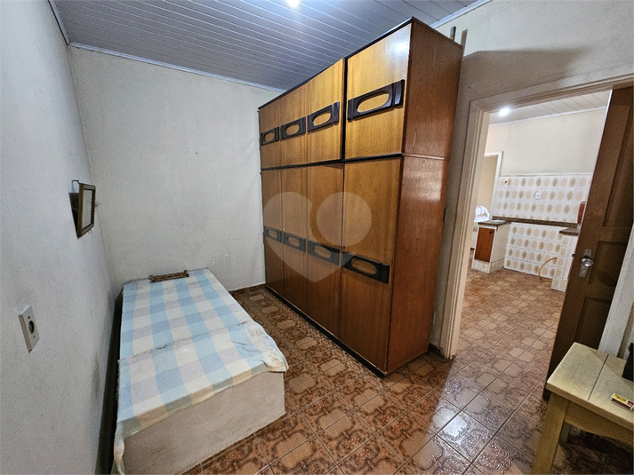 Foto REO1024105