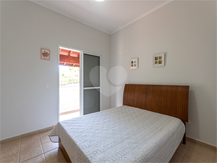 Foto REO1024267