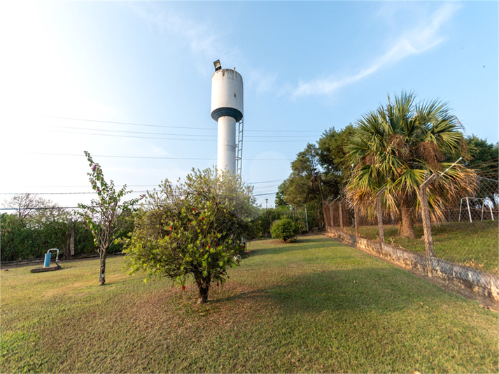 Foto REO1024267