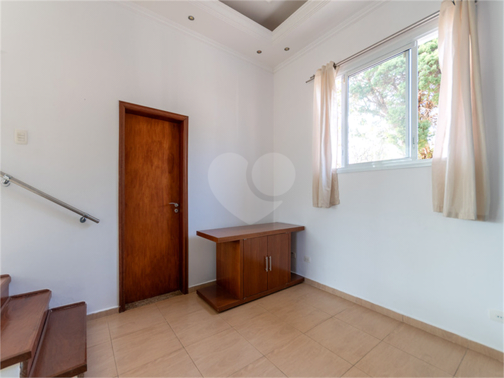 Foto REO1024267