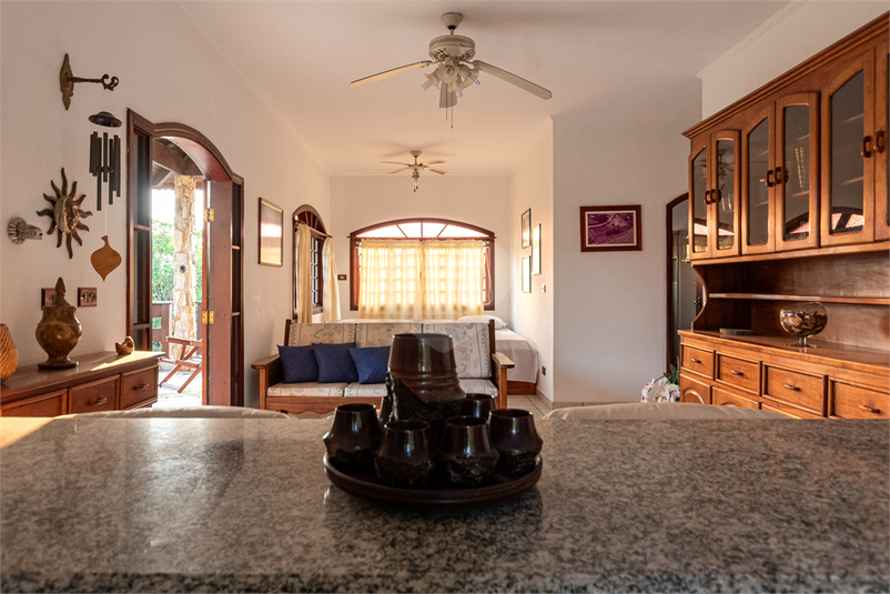 Foto REO1024267