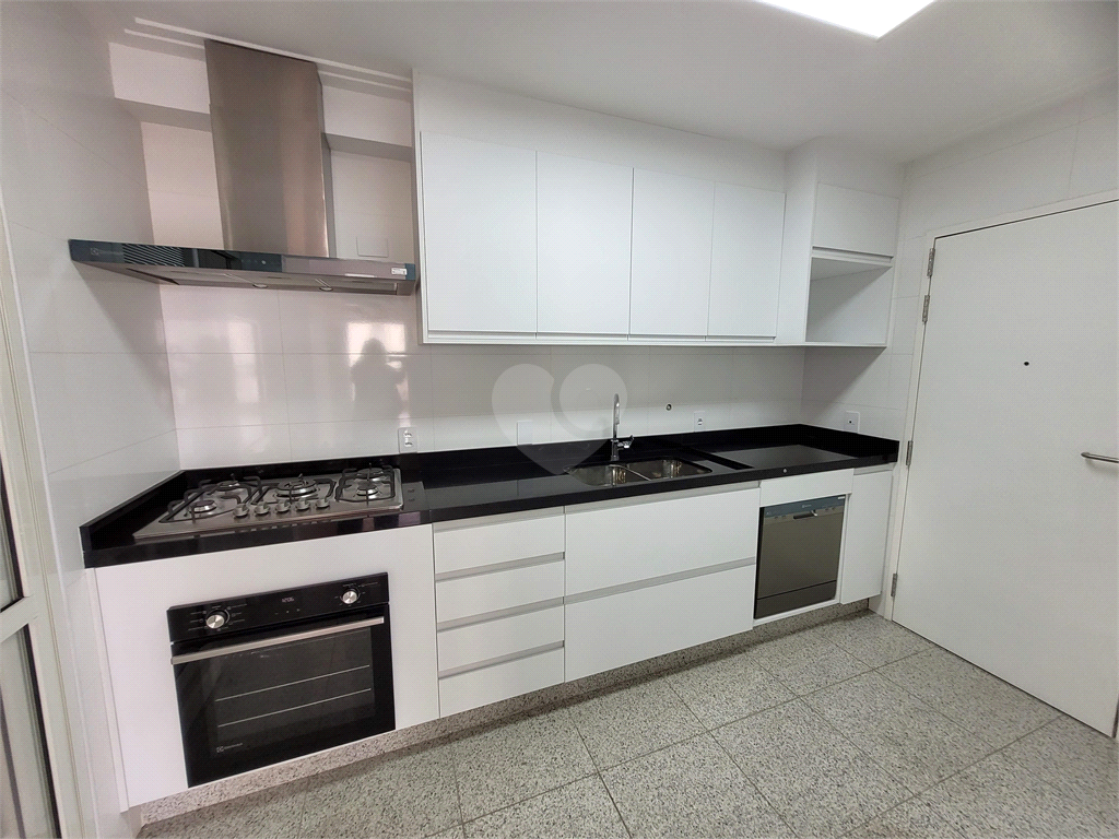 Aluguel Apartamento São Paulo Moema REO1024631 32