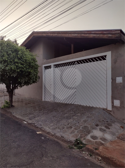 Foto REO1024723
