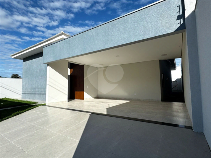 Foto REO1024825
