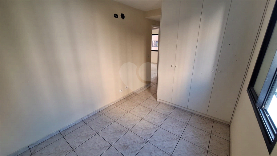 Foto REO1024841
