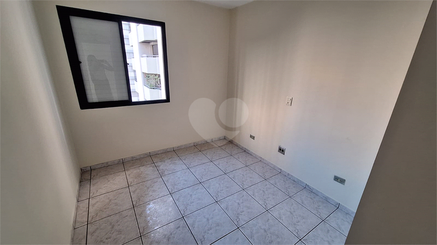 Foto REO1024841