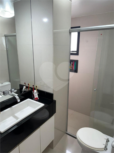 Foto REO1024847