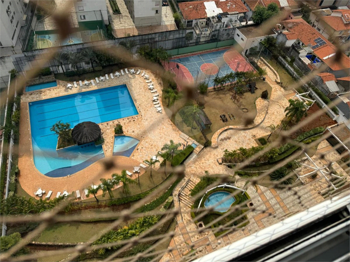 Foto REO1024847
