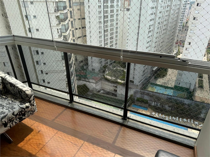 Foto REO1024847