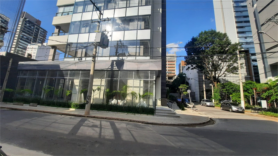 Foto REO1024929