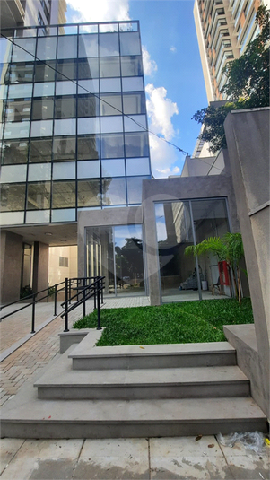 Foto REO1024931