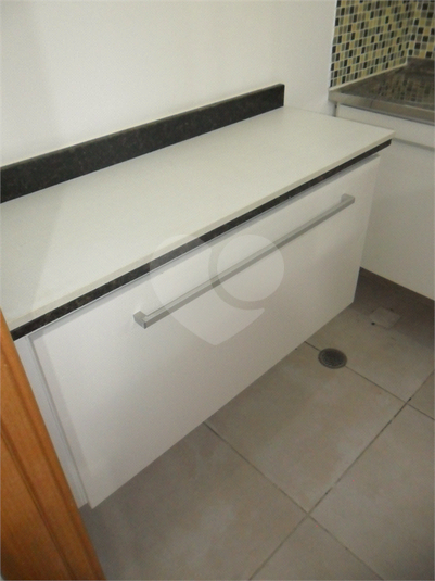 Foto REO1025004
