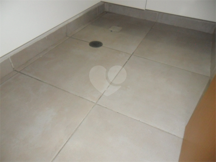 Foto REO1025004